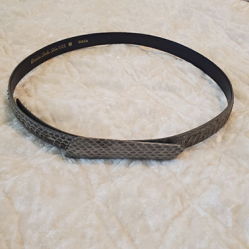 Vintage Women's Genuine snake skin Belt Size Medium‎ Gray by SHEKA